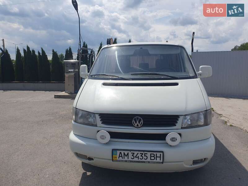 Volkswagen Caravelle