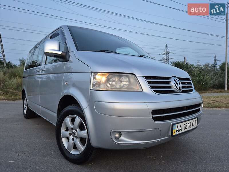 Volkswagen Caravelle