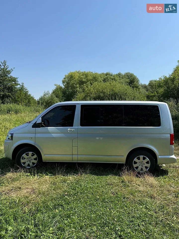 2013 Volkswagen Caravelle - мініатюра 2