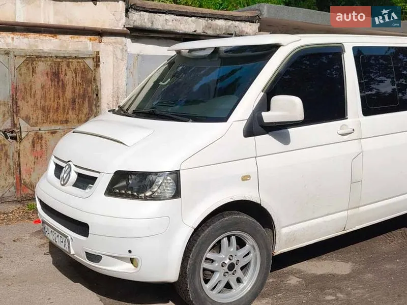 Volkswagen Caravelle 2005