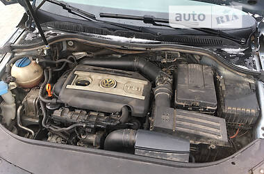 Volkswagen CC / Passat CC  2009