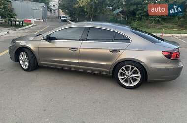 Volkswagen CC / Passat CC  2012