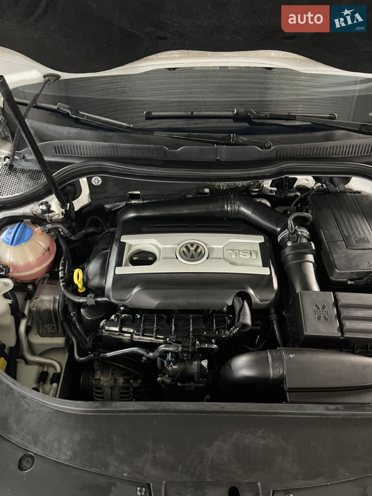 Volkswagen CC / Passat CC 2015 VIN WVWBN7AN7GE500618 фото оголошення 27 з 49