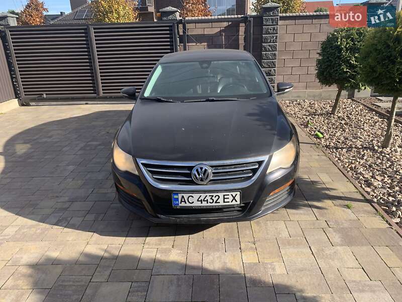 Volkswagen CC / Passat CC 2010 року в Луцьку