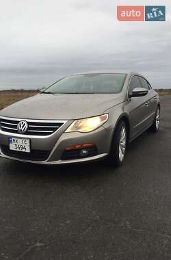 Volkswagen CC / Passat CC  2010