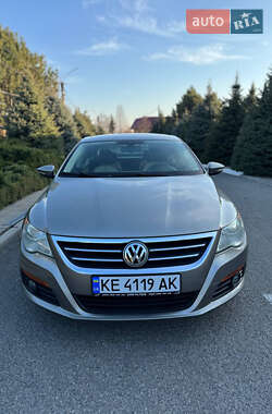 Volkswagen CC / Passat CC  2010