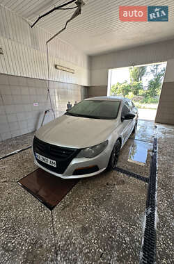 Volkswagen CC / Passat CC  2010