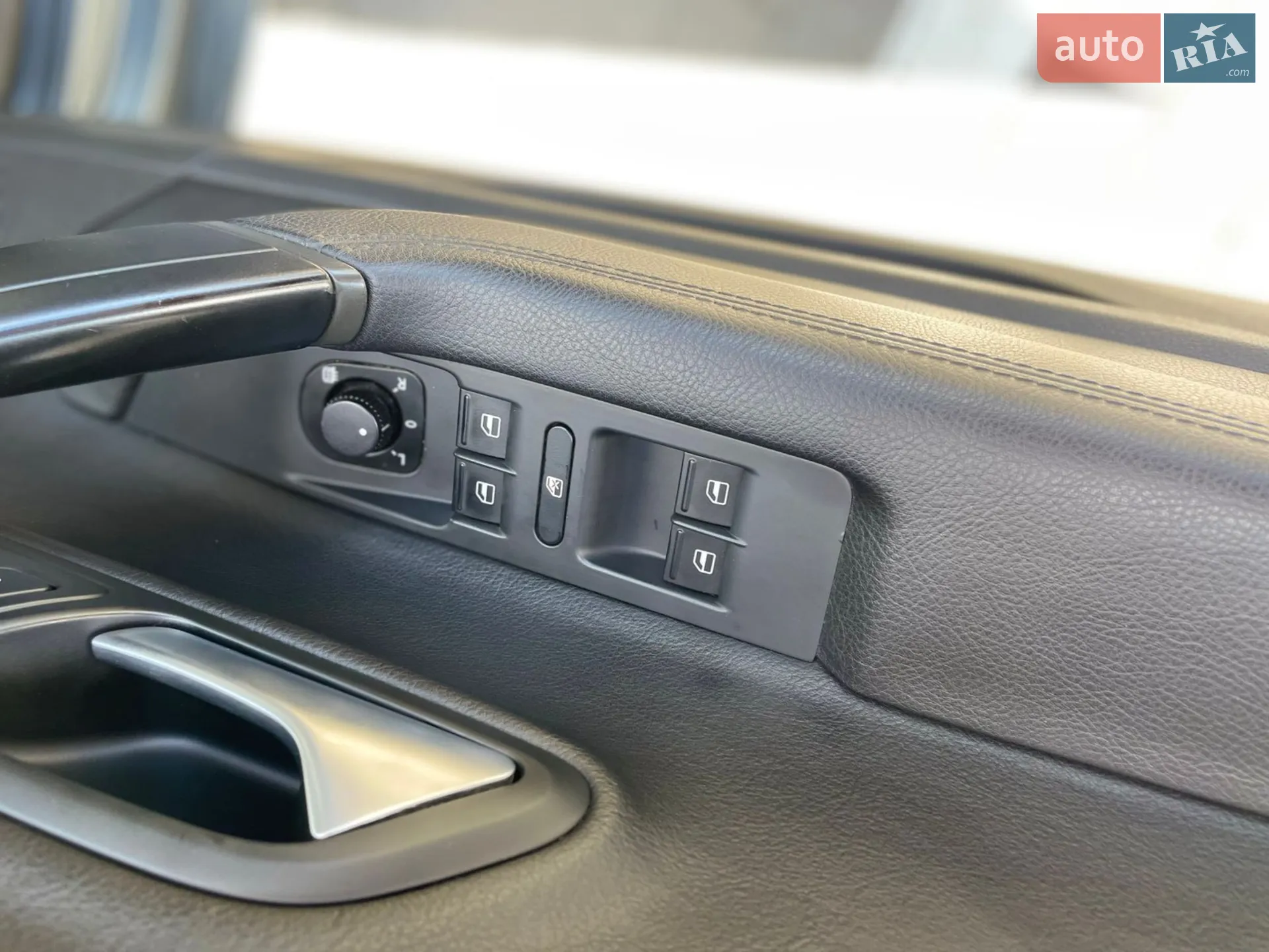 Volkswagen CC / Passat CC 2012 VIN WVWBP7AN4DE502266 фото оголошення 23 з 33