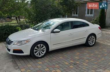 Volkswagen CC / Passat CC  2010