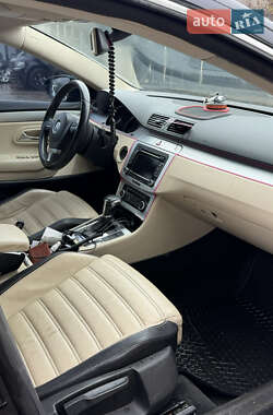 Volkswagen CC / Passat CC  2010