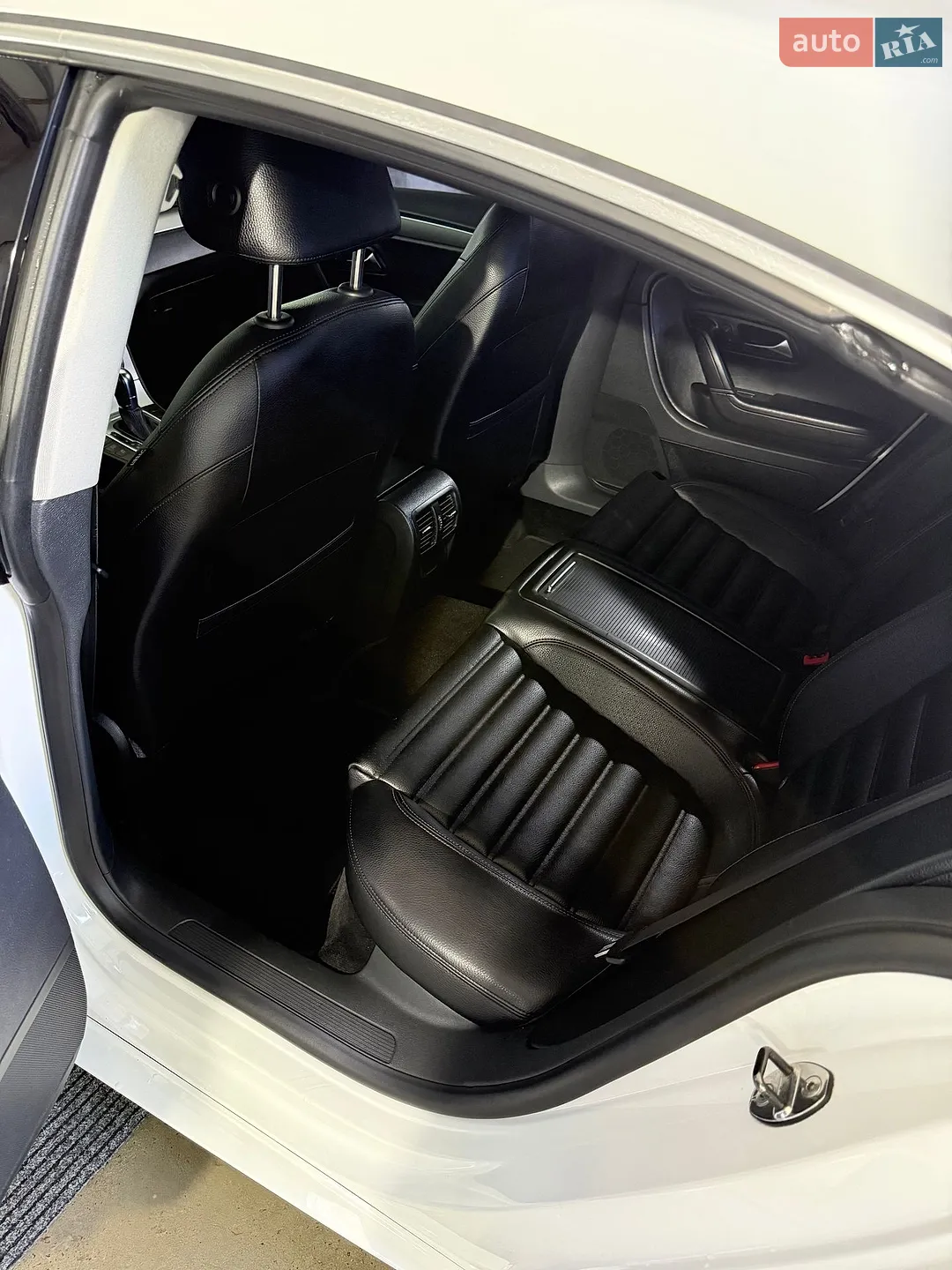 Volkswagen CC / Passat CC 2011 VIN WVWMN7AN2CE516096 фото оголошення 14 з 59