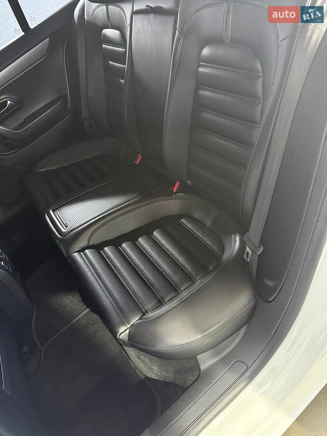 Volkswagen CC / Passat CC 2011 VIN WVWMN7AN2CE516096 фото оголошення 16 з 59