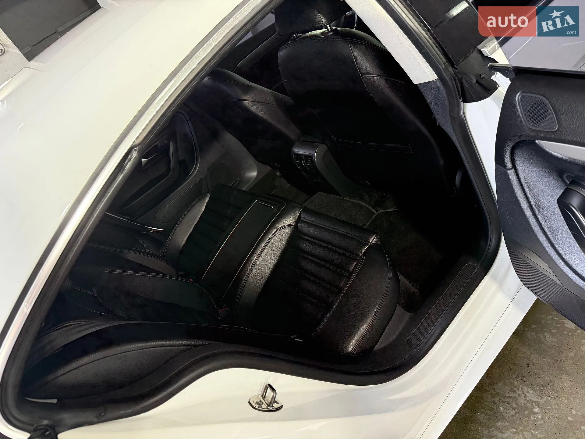 Volkswagen CC / Passat CC 2011 VIN WVWMN7AN2CE516096 фото оголошення 17 з 59