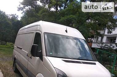 Volkswagen Crafter  2011