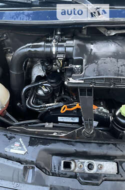 Volkswagen Crafter  2010