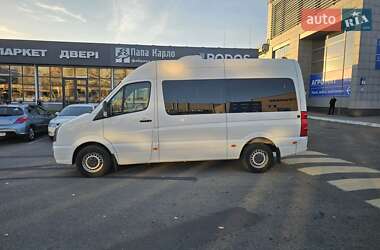 Volkswagen Crafter  2011