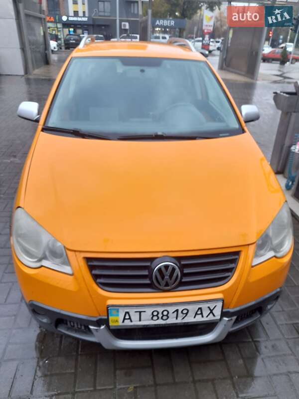 Volkswagen Cross Polo