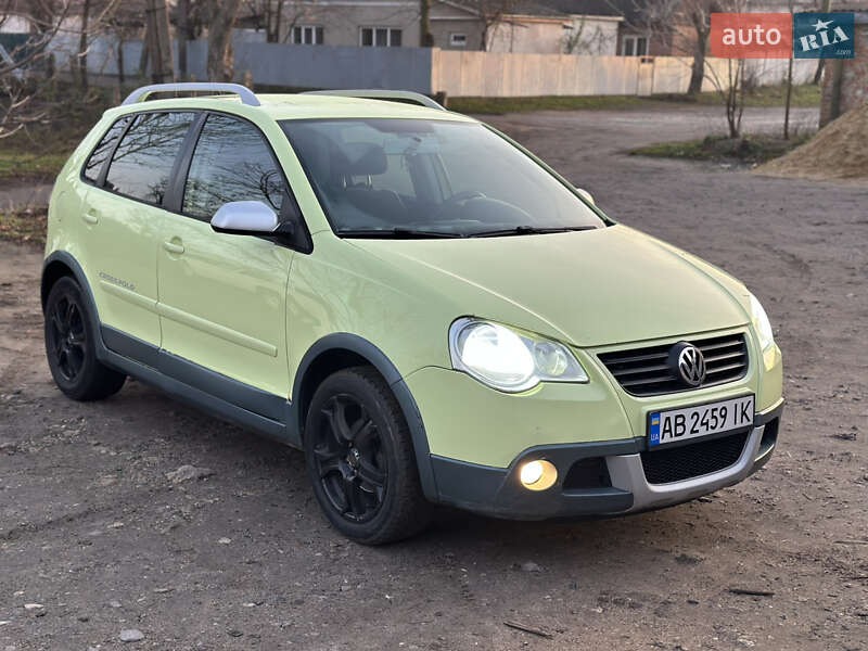 Volkswagen Cross Polo
