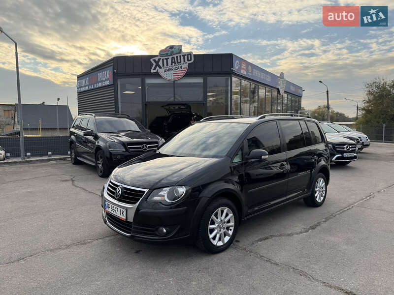 Volkswagen Cross Touran