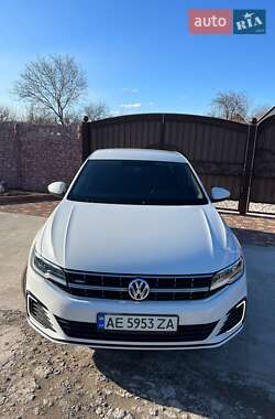 Volkswagen e-Bora 2019