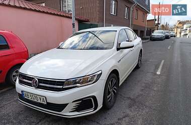 Volkswagen e-Bora  2020