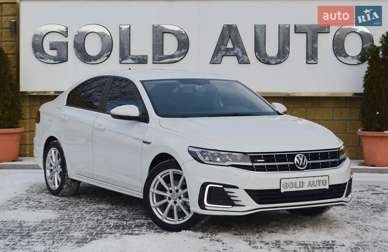 Седан Volkswagen e-Bora