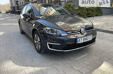 Volkswagen e-Golf 300km EUROPA 2018