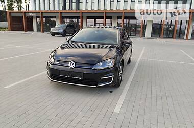 Volkswagen e-Golf SEL Premium 2015