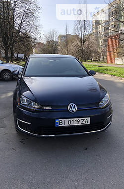 Volkswagen e-Golf  2014