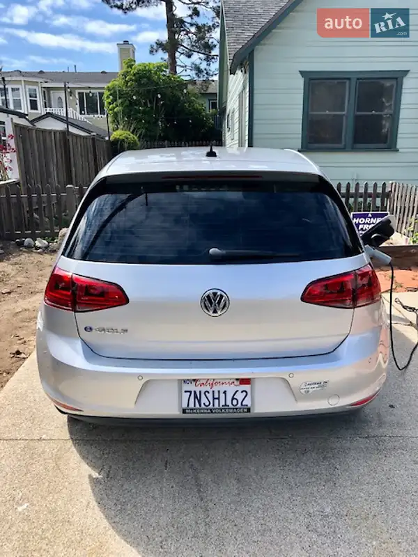 Volkswagen e-Golf
