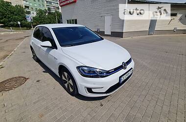 Volkswagen e-Golf  2017