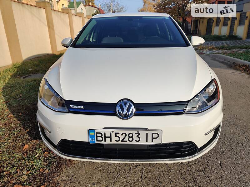 Хетчбек Volkswagen e-Golf