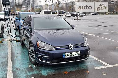 Volkswagen e-Golf  2016