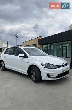 Volkswagen e-Golf  2019
