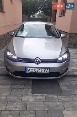 Volkswagen e-Golf  2014