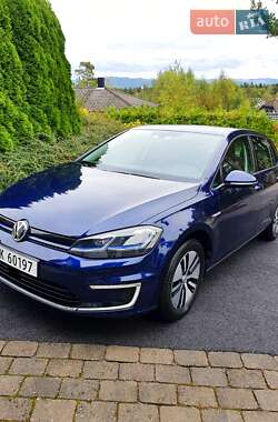 Volkswagen e-Golf  2017
