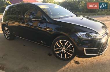 Volkswagen e-Golf  2019