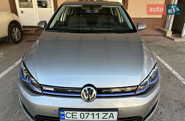 Volkswagen e-Golf  2018