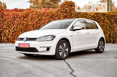 Volkswagen e-Golf  2020