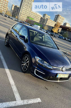 Volkswagen e-Golf 2018