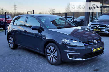 Volkswagen e-Golf  2020