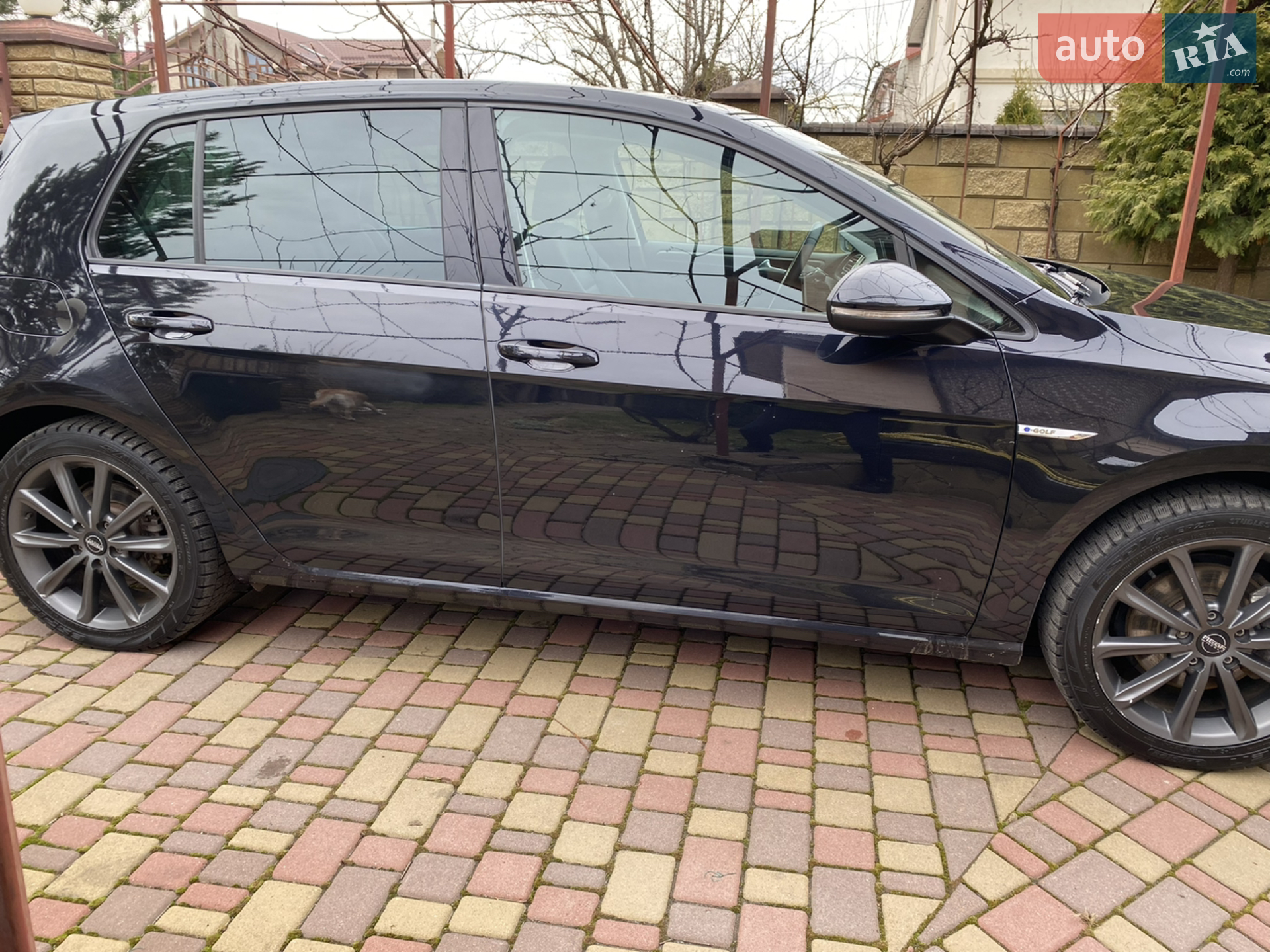 Volkswagen E Golf 2018 VIN WVWZZZAUZJ8910380 фото оголошення 9 з 24