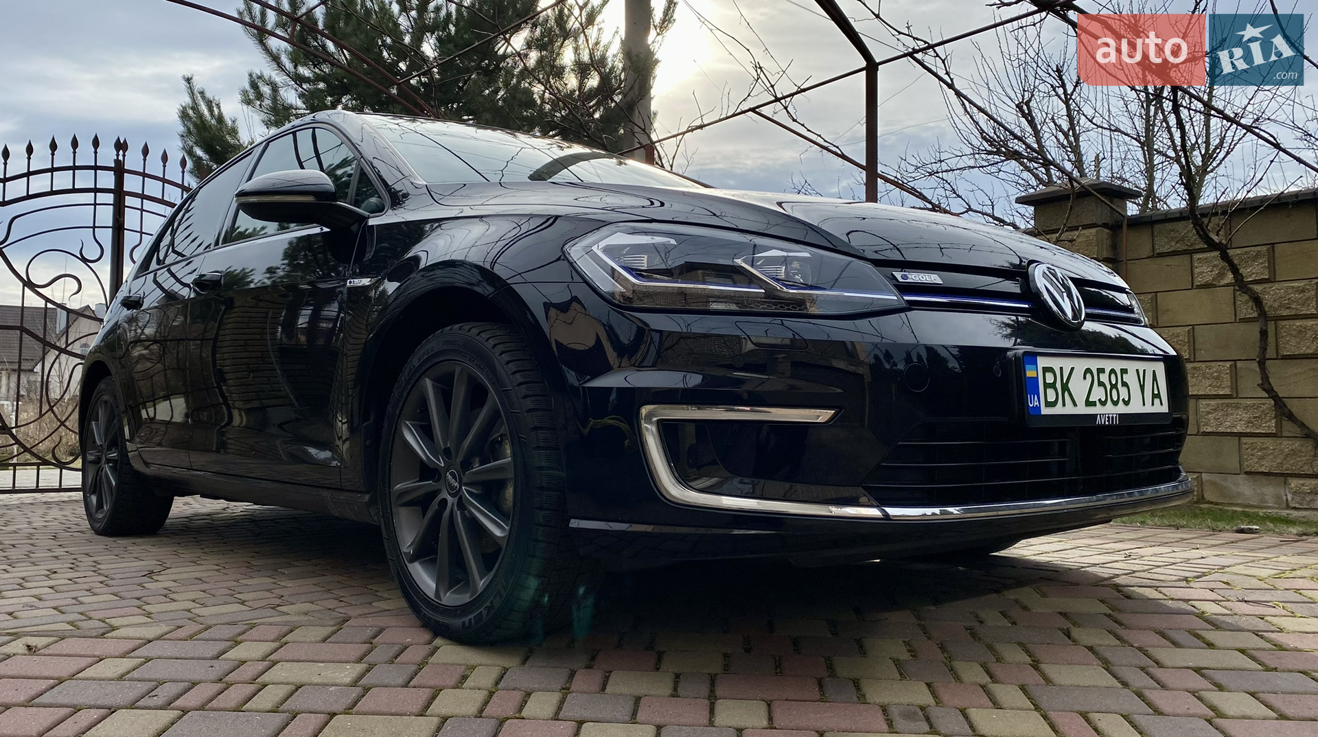 Volkswagen E Golf 2018 VIN WVWZZZAUZJ8910380 фото оголошення 6 з 24