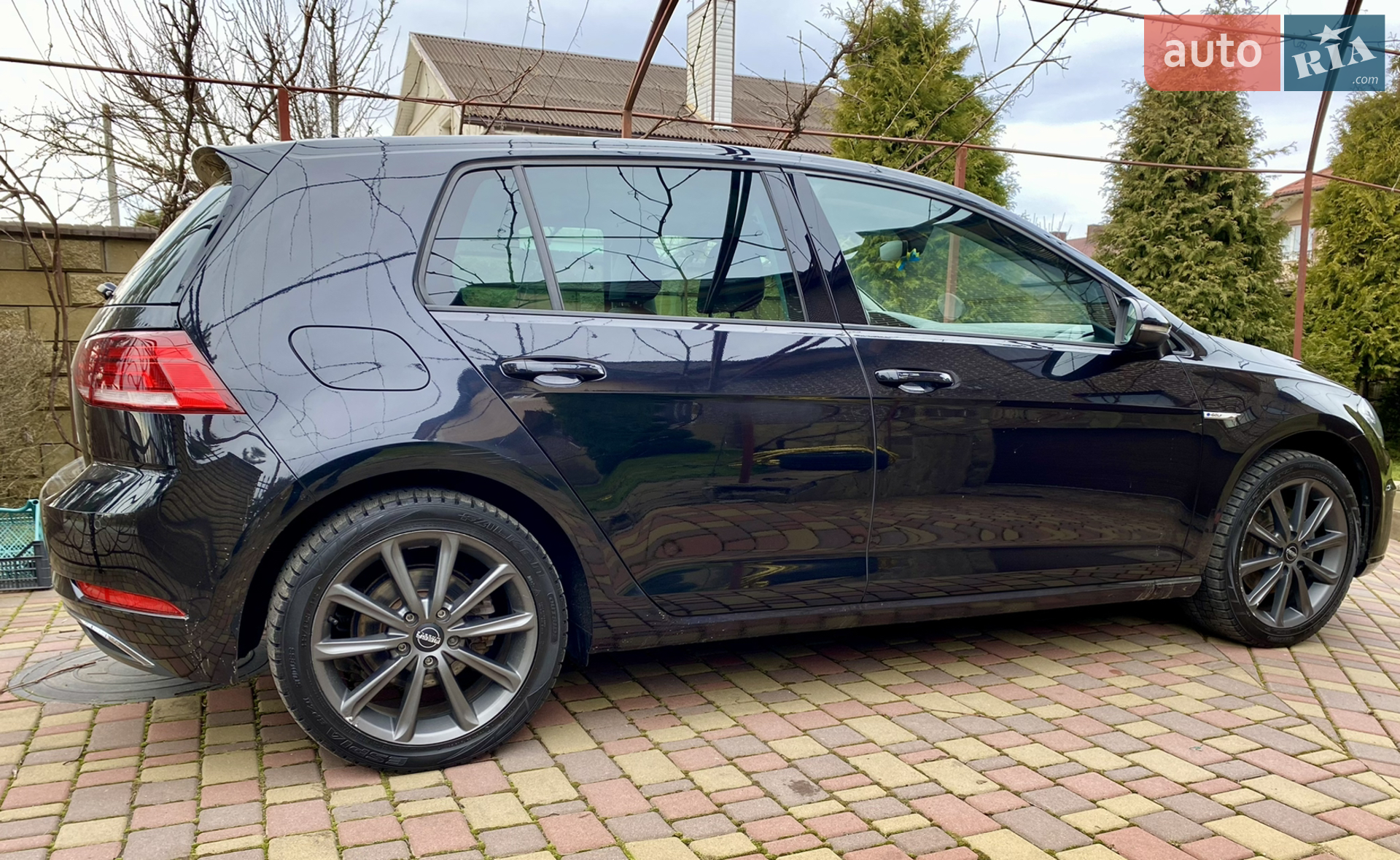 Volkswagen E Golf 2018 VIN WVWZZZAUZJ8910380 фото оголошення 8 з 24