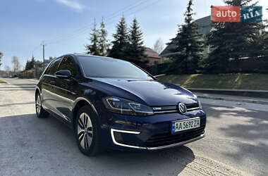 Volkswagen e-Golf  2018