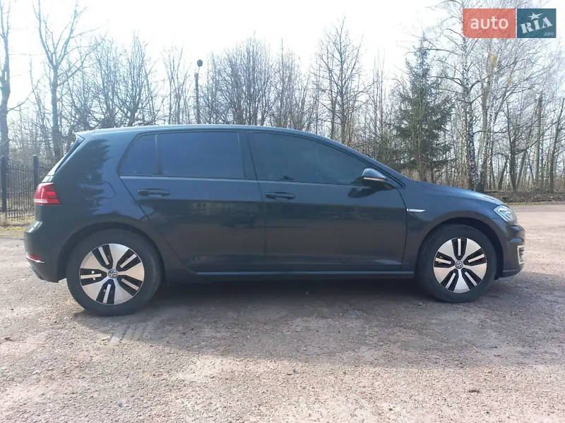 Volkswagen e-Golf