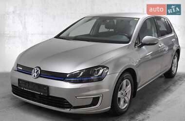 Volkswagen e-Golf  2016