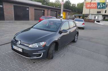 Volkswagen e-Golf 2016