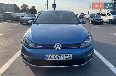 Volkswagen e-Golf 2015