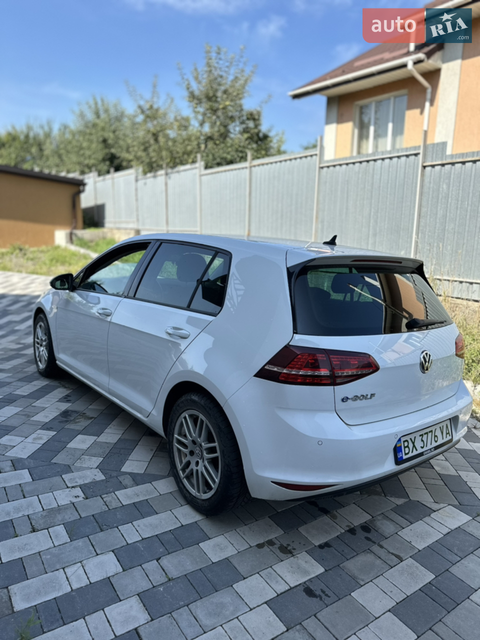 2016 Volkswagen Golf - мініатюра 3